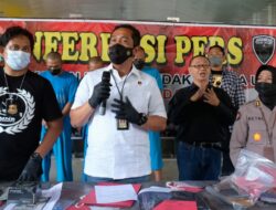 4 Orang Komplotan Spesialis Ganjal ATM Lintas Propinsi Ditangkap Ditreskrimum Polda Jateng
