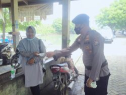 Ditpolairud Polda Banten Bagikan Ratusan Masker di Pesisir Pulorida Hingga Salira