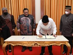 Gubernur Ansar Menandatangani MoU dengan 3 Rumah Sakit Rujukan Nasional