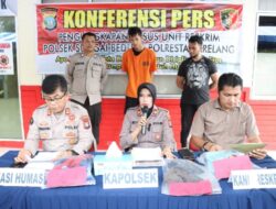Kapolsek Sei Beduk Gelar Konferensi Pers Ungkap Pelaku Kekerasan Terhadap Anak yang mengakibatkan Meninggal Dunia