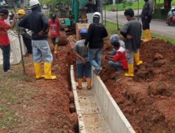 Tindaklanjuti Laporan Masyarakat, BP Batam Lakukan Perbaikan Jalan Letjen Suprapto SP Plaza