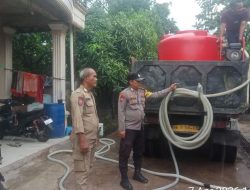 Hari Ke-75 Pendistribusian Air Bersih, Polsek Batu Ampar Konsisten Layani Warga Terdampak Gangguan Air