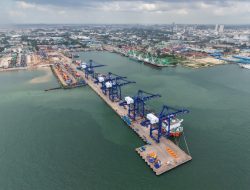 Batu Ampar Kian Kokoh sebagai Gerbang Logistik Internasional