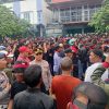 Polresta Barelang Laksanakan Pengamanan dan Pelayanan Aksi Penyampaian Aspirasi Masyarakat di Kantor LIRA Kepri