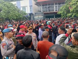Polresta Barelang Laksanakan Pengamanan dan Pelayanan Aksi Penyampaian Aspirasi Masyarakat di Kantor LIRA Kepri