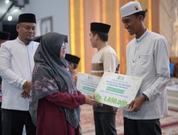 Bonus Naik 10 Persen dan Hadiah Umrah Tetap Diberikan, Bupati Afni Lepas Kafilah MTQ Siak